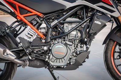 Ktm powerparts : personnalisez votre moto facilement